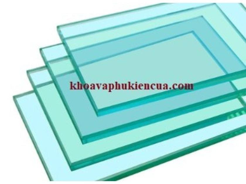 KÍNH CƯỜNG LỰC